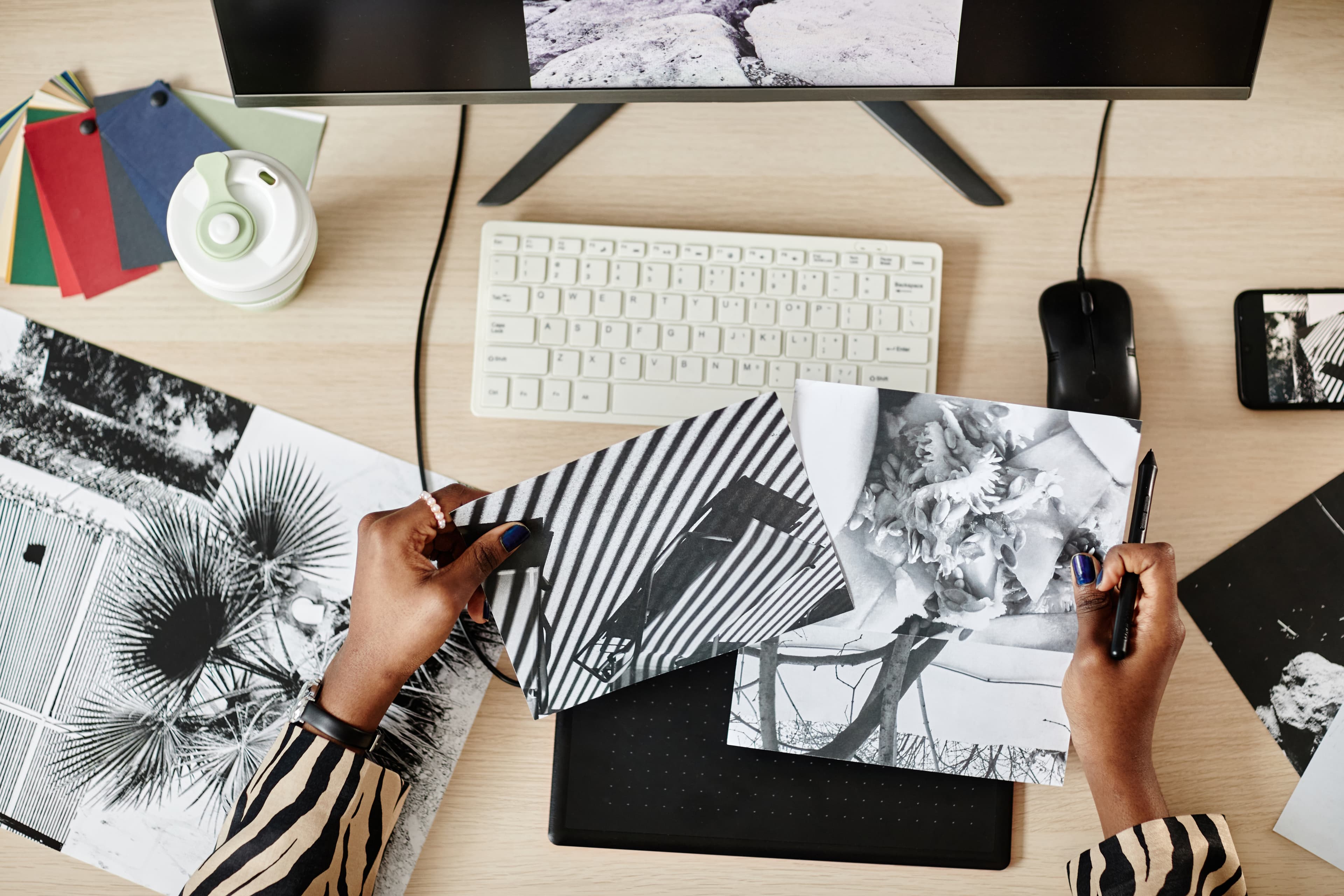 BRANDING & DESIGN